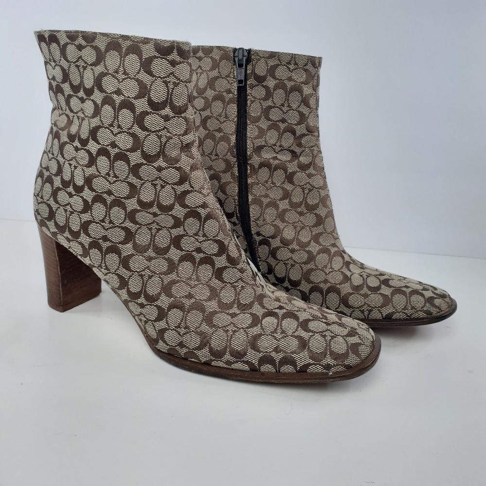 COACH Brianna Ankle Logo Boots Size 7.5B 7.5 B